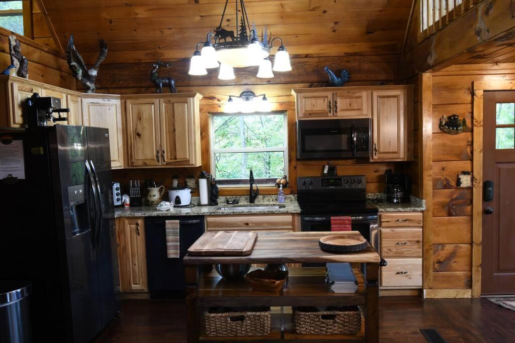 Bear Country Cabin セバービル エクステリア 写真