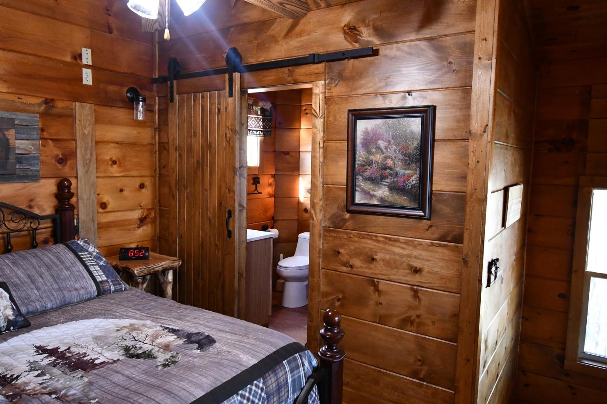 Bear Country Cabin セバービル エクステリア 写真